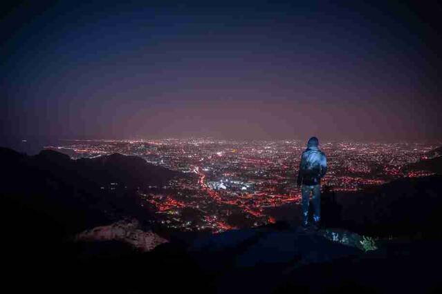 防静电服？如何穿脱防静电服